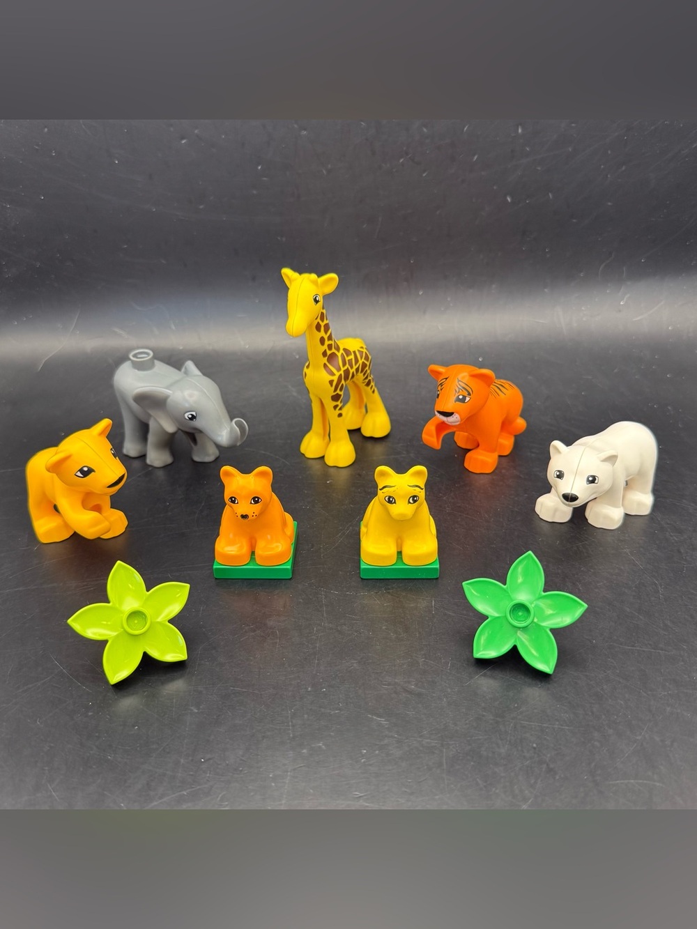 Lego Duplo Lot of 9 Replacement Zoo and Wild Animals, Baby Animals, Flowers